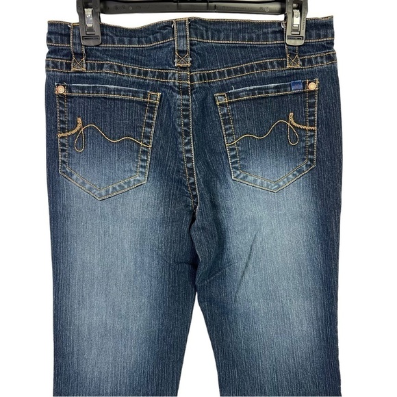 Jones Wear Jeans Women’s Blue Jean Capris Sz 8 Distressed Medium Wash Pockets - Picture 4 of 12